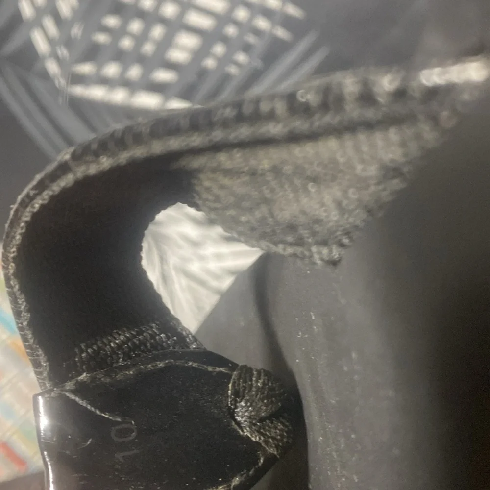 Yellow Box Black Glitter Thong Sandals Women’s Size 10 - Picture 3 of 7